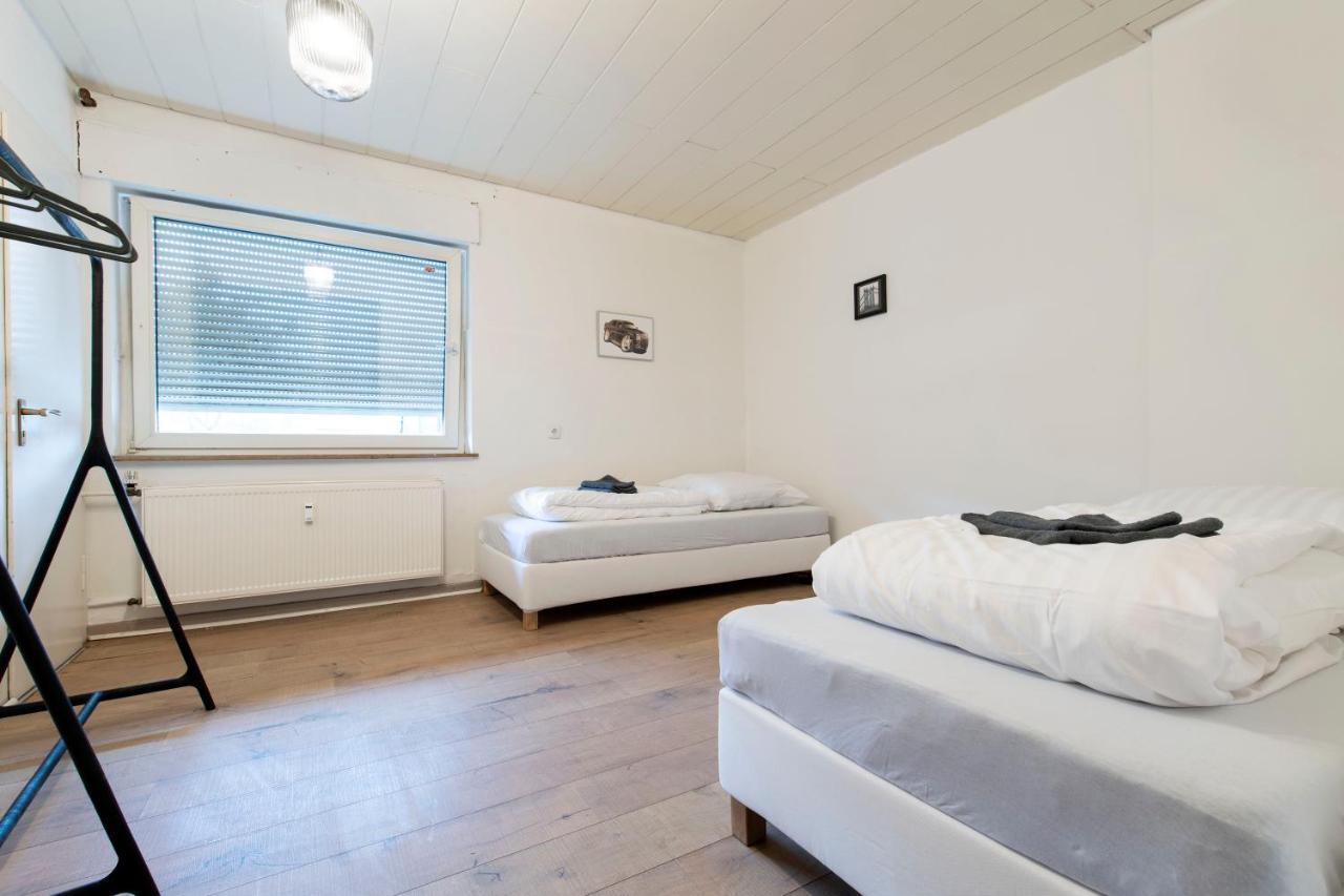 Workers Home- Central - 8 Single Box Spring Beds - Near Enschede Гронау Екстериор снимка
