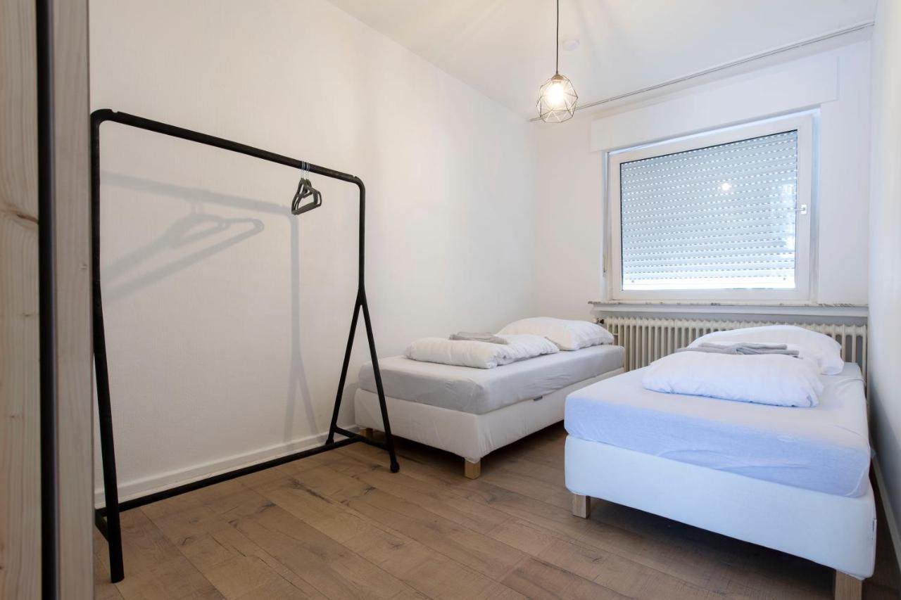 Workers Home- Central - 8 Single Box Spring Beds - Near Enschede Гронау Екстериор снимка