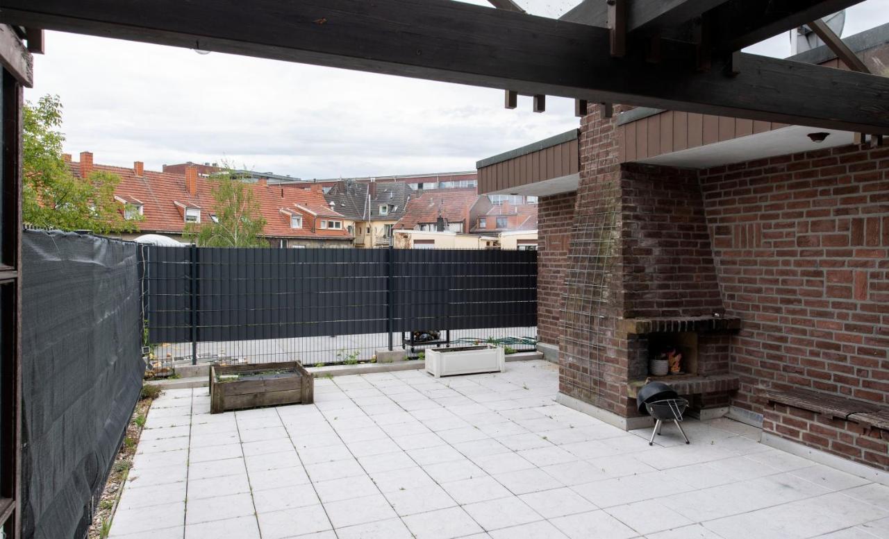 Workers Home- Central - 8 Single Box Spring Beds - Near Enschede Гронау Екстериор снимка